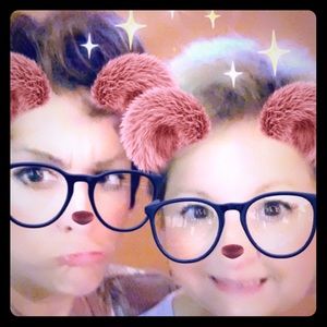 Meet the Poshers Kioni/Vonnie... KVSTYLIN